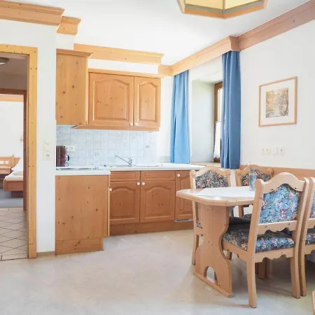 Zum Gellnwirt בית הארחה 3*